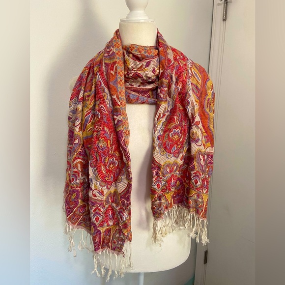 Gift from Jerusalem LIKE NEW 100% cashmere paisley printed scarf - Picture 3 of 10